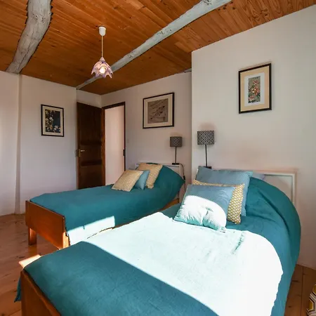 Retreat In Semesterbostad