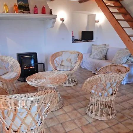 Retreat In Semesterbostad Villeneuve-dʼAllier