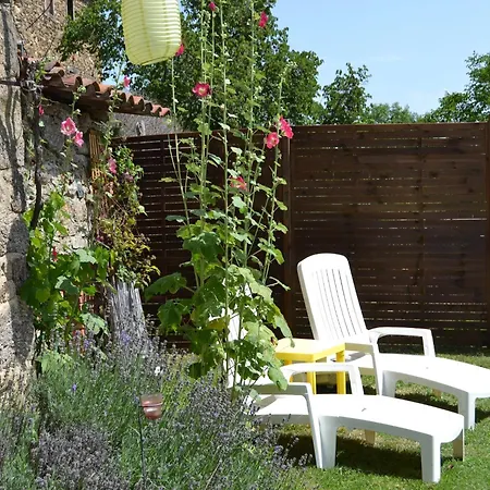 Retreat In * Villeneuve-dʼAllier